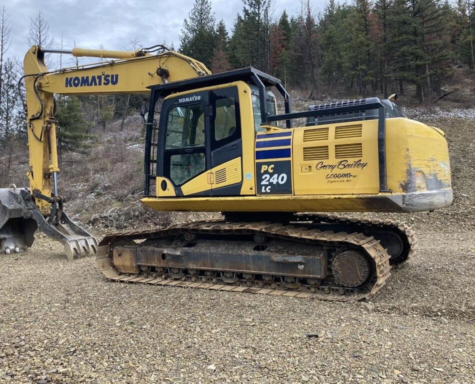2017 Komatsu PC240 LC-11 Crawler Excavator