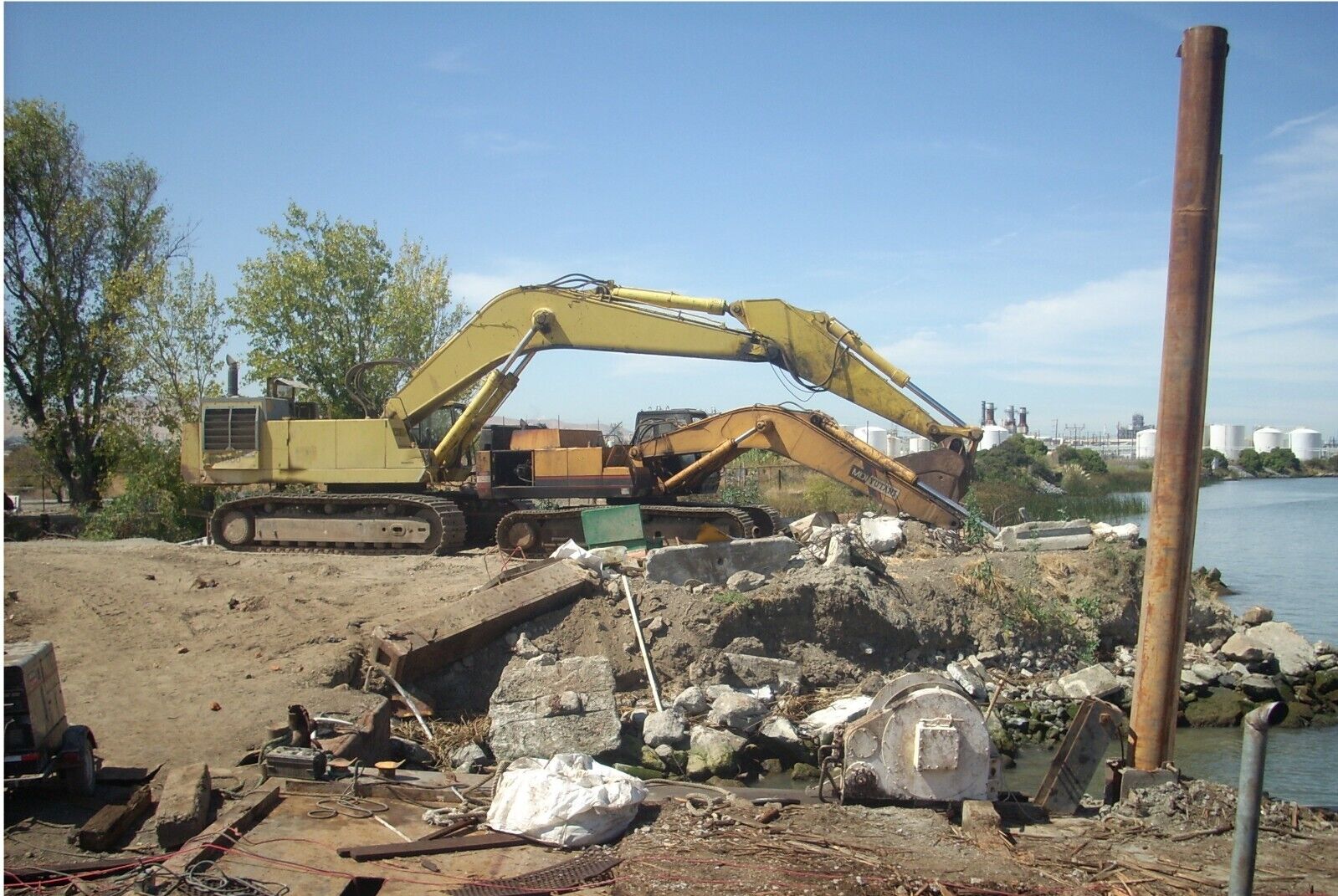 Komatsu PC1000LC Excavator 8yd Bucket
