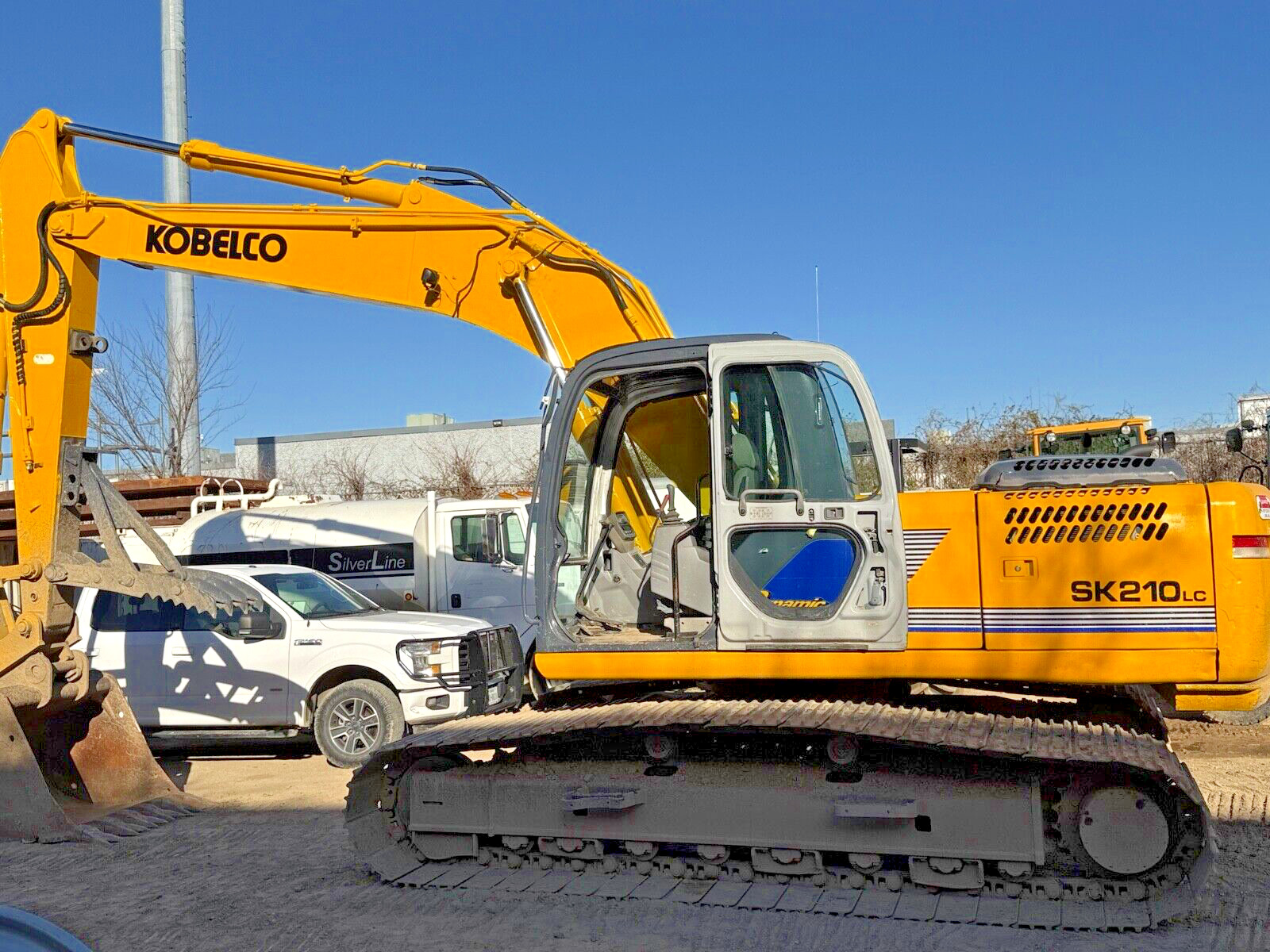 KOBELCO SK210LC Crawler Excavator; Manual Thumb; OPERATION VIDEO