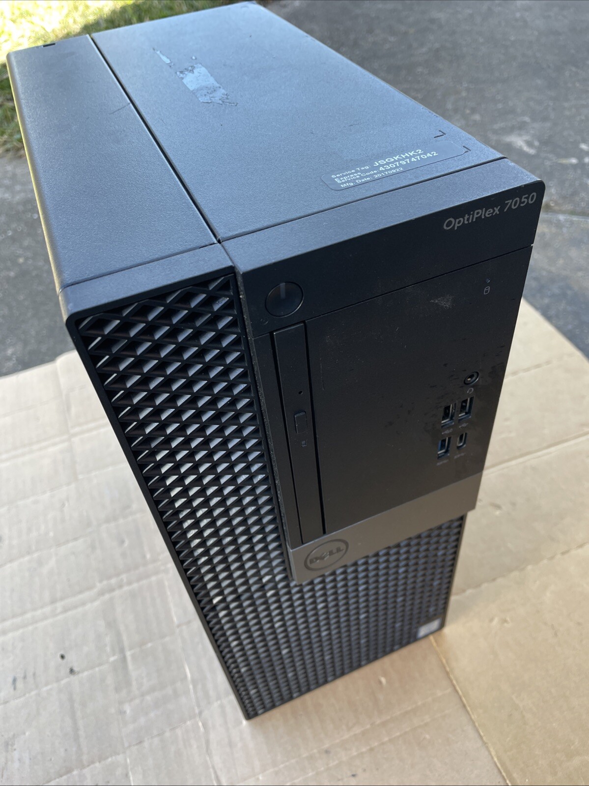 Dell Optiplex 7050 MT i7-7700 3.6GHz 16GB 4TB  HDD Windows 10 OS Computer