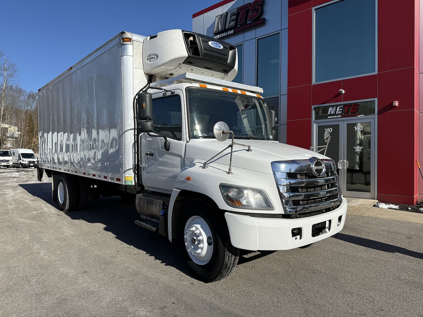 2019 HINO 268A