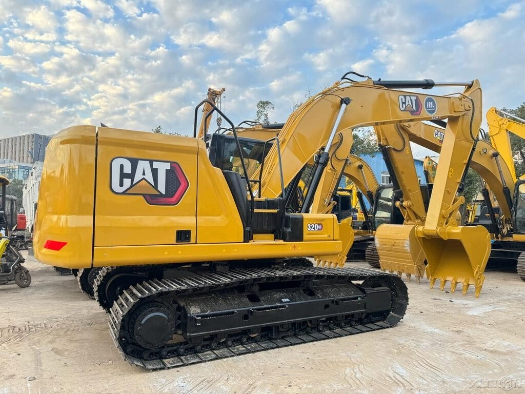 2022 Caterpillar 320GC Excavator 586 Hours Enclosed ROPS 2022 Caterpillar 320GC Excavator 586 Hours Enclosed ROPS