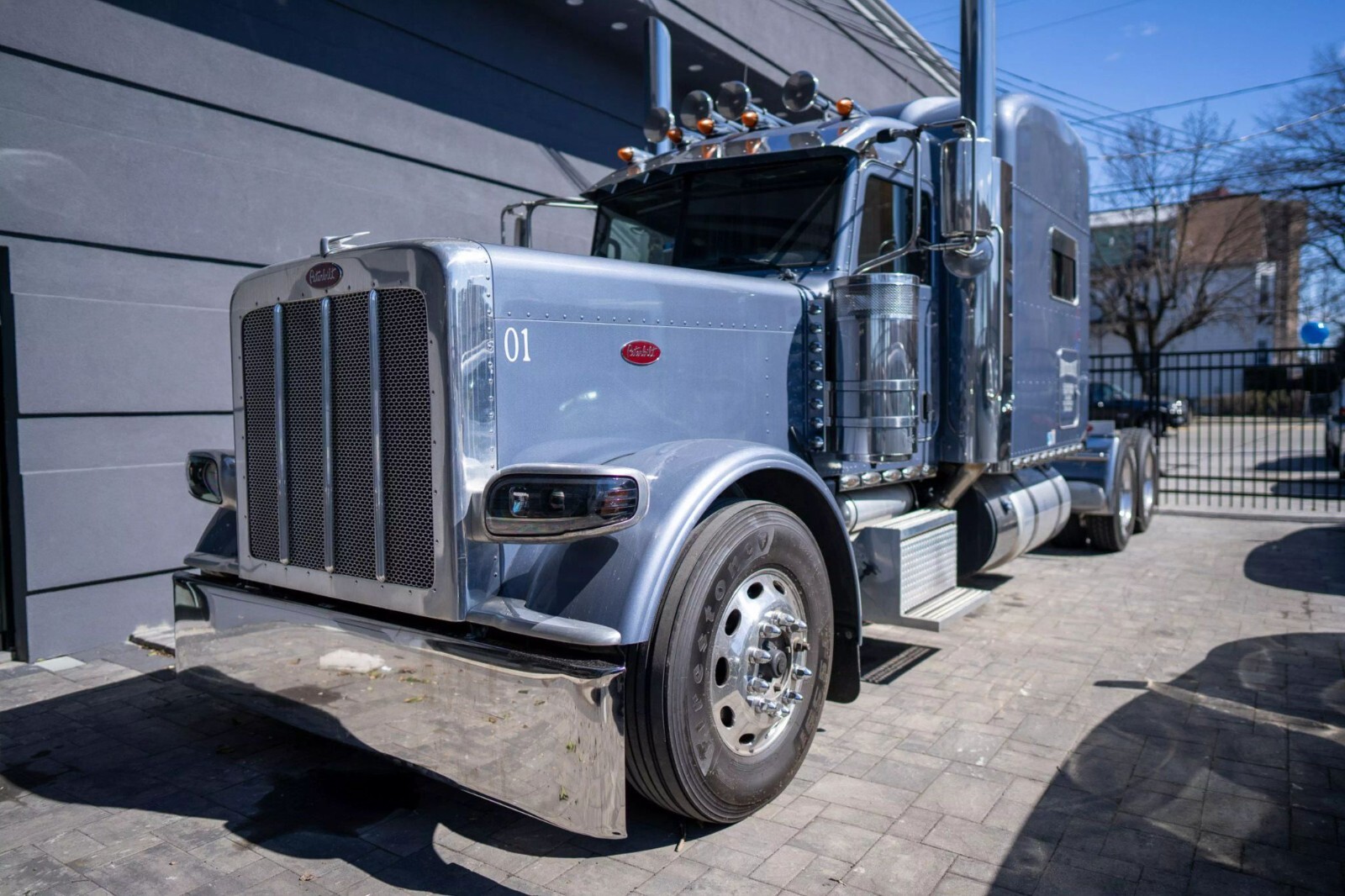 2021 Peterbilt 389 115 Sleeper