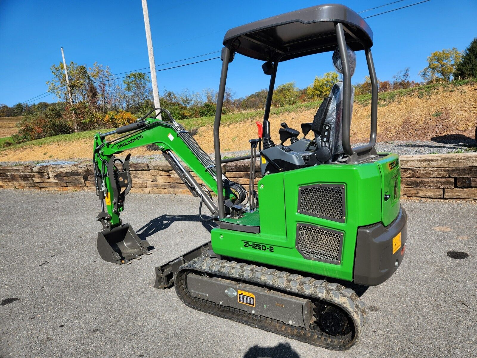 Groundhog ZH25D Mini Excavator, Caterpillar, Takeuchi, Gehl, Kubota