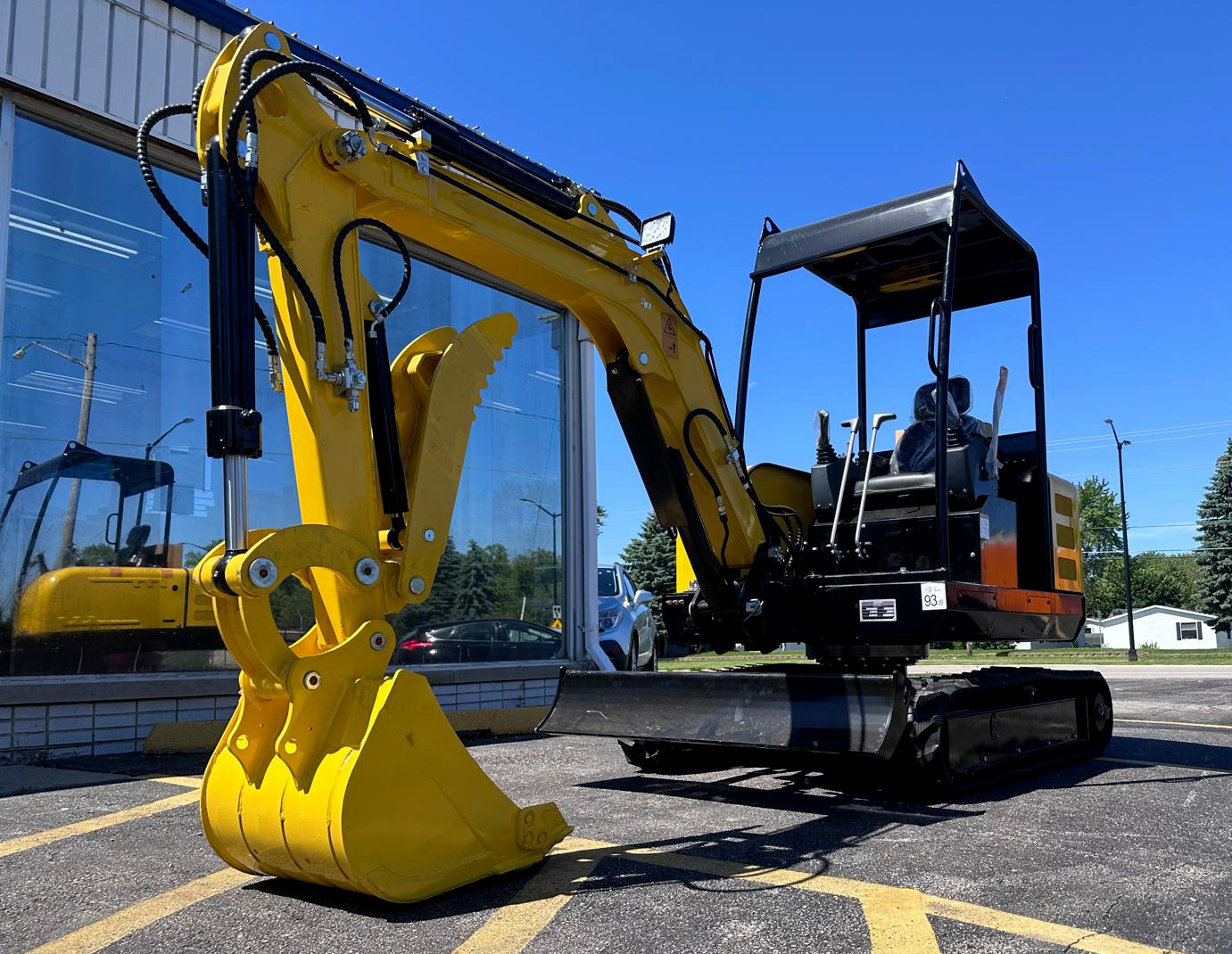 NEW Excavator, EPA CERTFD Kubota D1703 Engine 3.5 TON LOCAL PICK UP ONLY