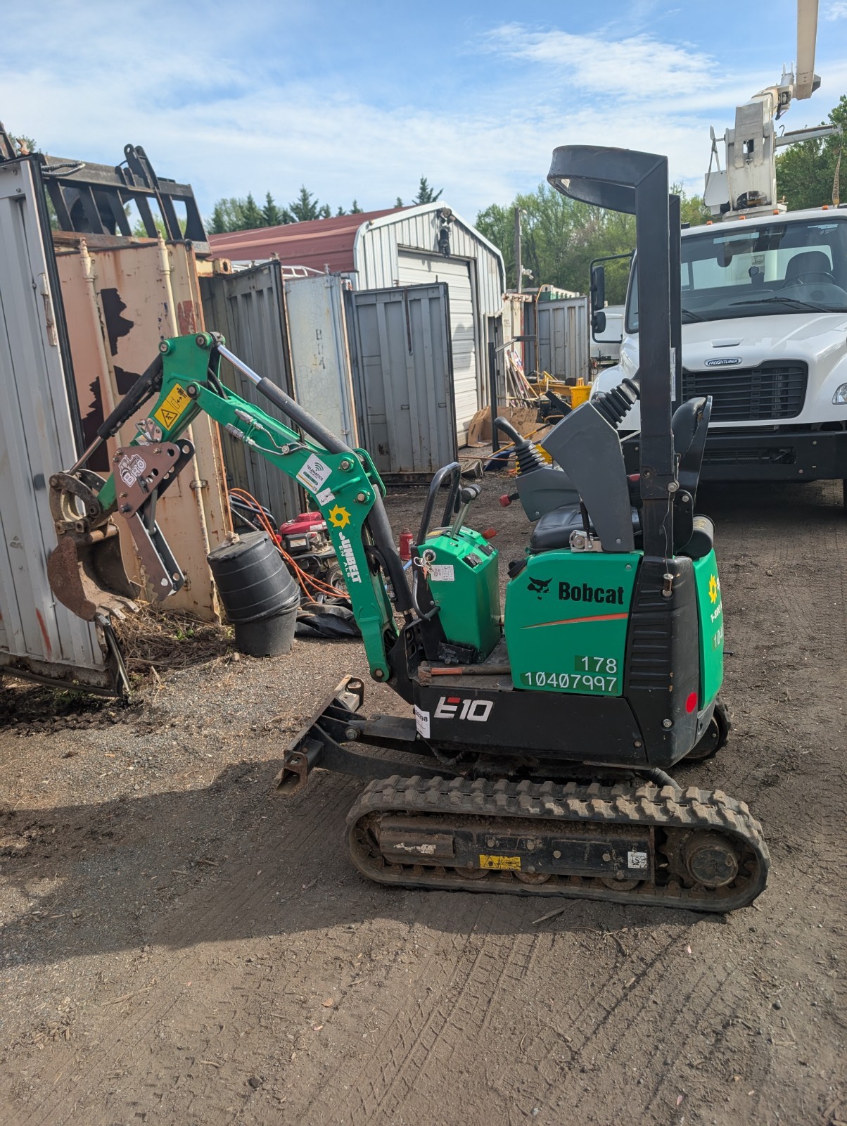 2021 Bobcat E10  With Manual Thumb