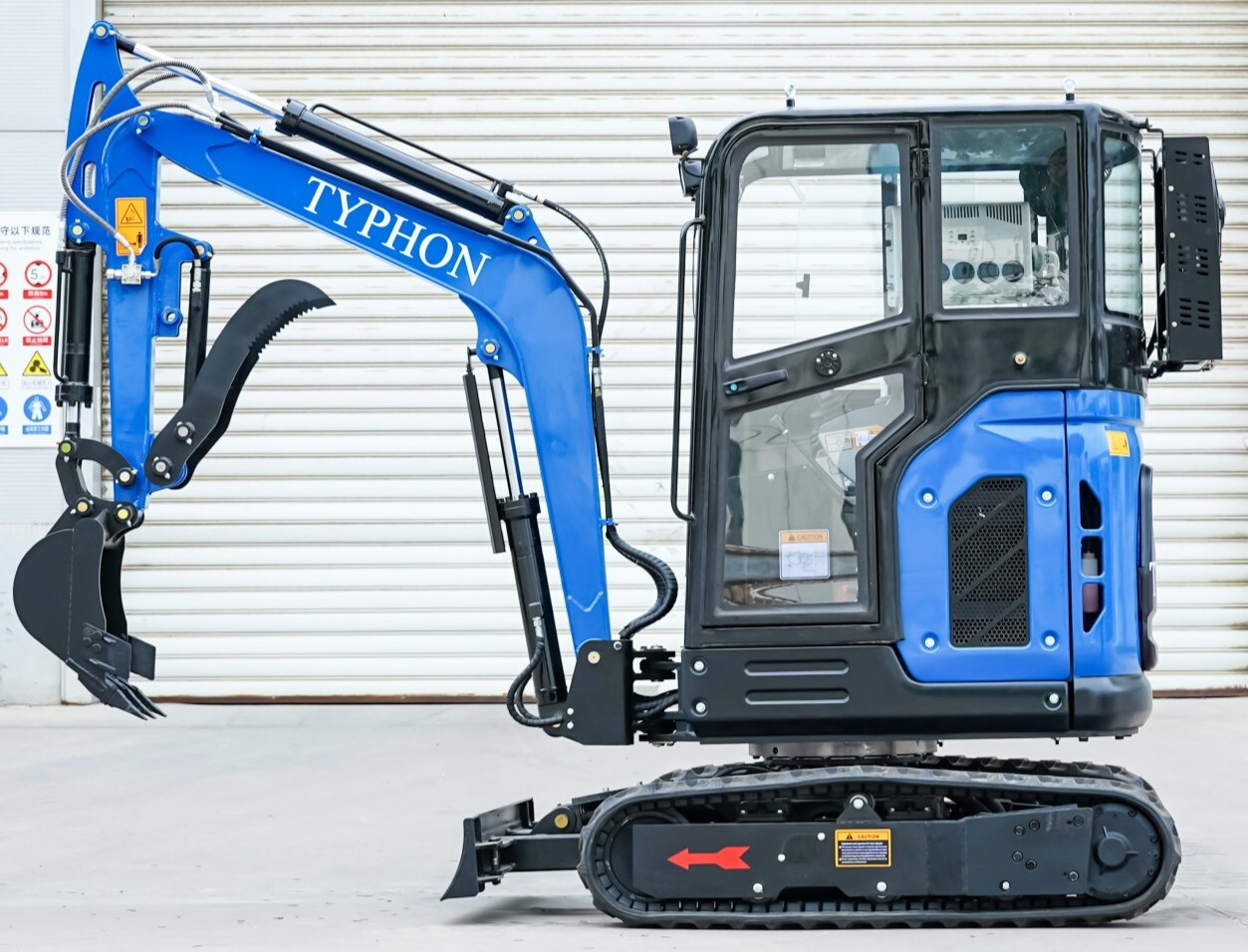 6,000 lbs Mini Excavator Digger Crawler Cabin EPA Diesel Kubota V1505 Engine