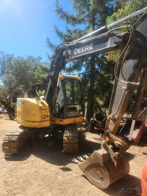 2017 John Deere 75G Excavator 3,450 Hours Enclosed ROPS 2017 John Deere 75G Excavator 3,450 Hours Enclosed ROPS