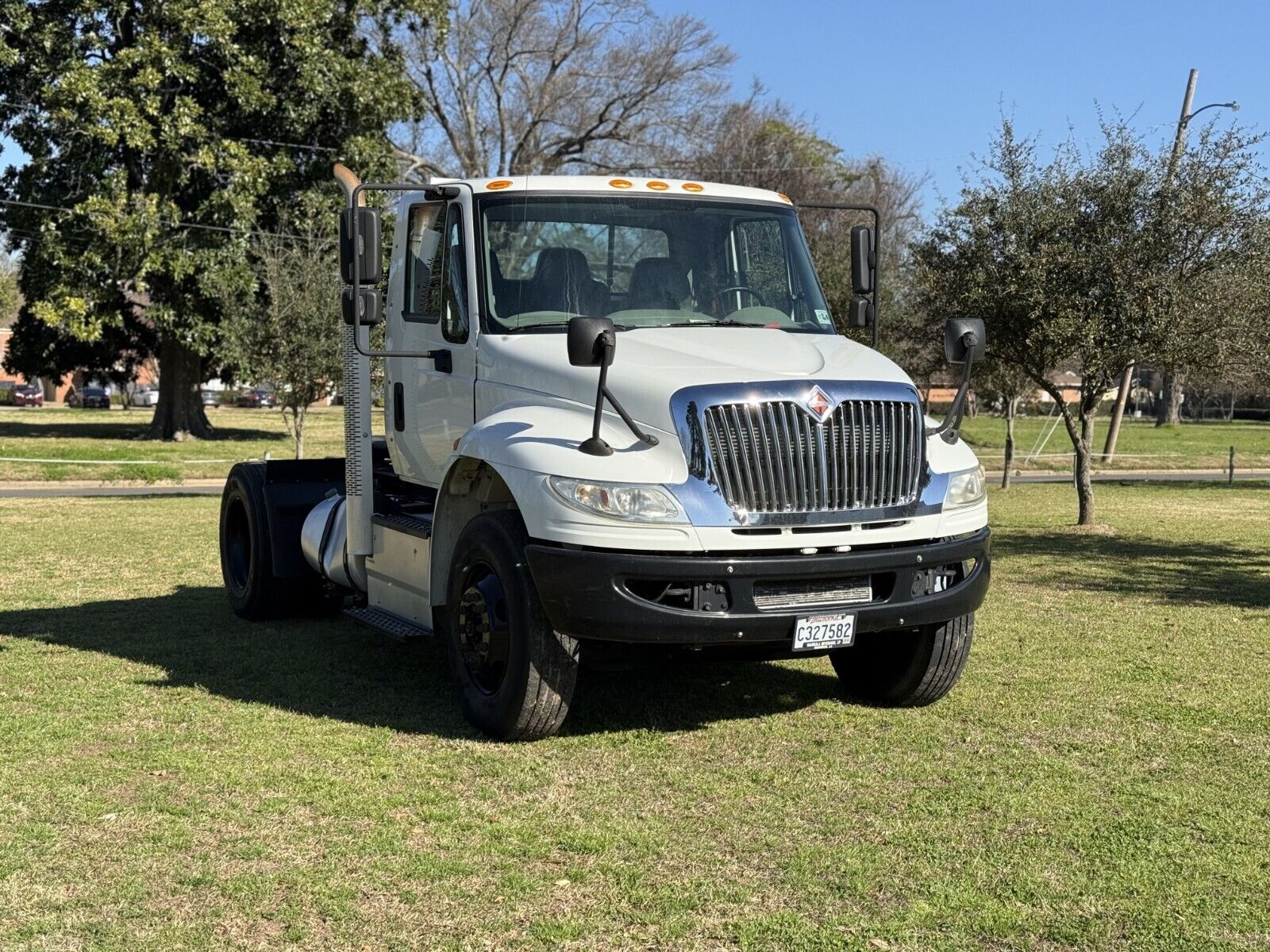 2017 International 4400 SBA 4×2