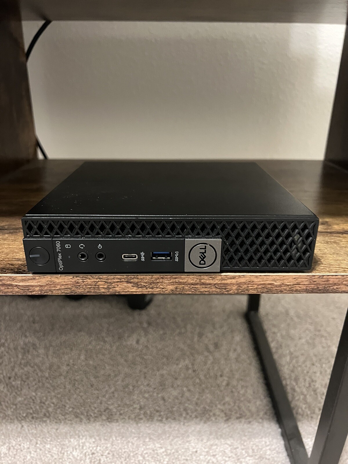 Dell – OptiPlex 7060 Desktop Intel Core i5 – 16GB Memory – 256GB SSD w/extras