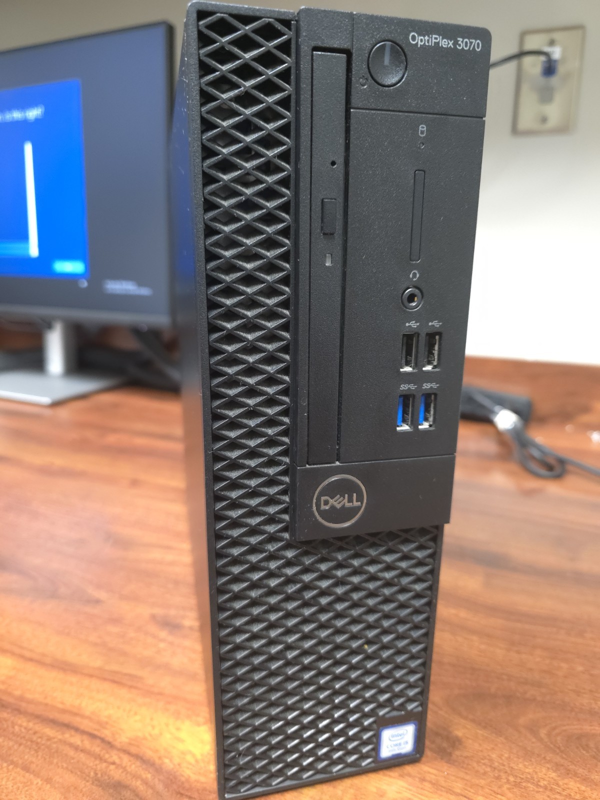 Dell Optiplex 3070 SFF – 9th Gen i5 – 8GB Memory- 256GB Storage
