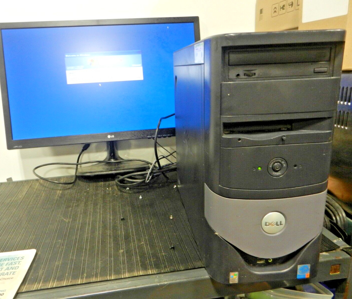 Dell Optiplex 170L Pentium 4 @ 2.80Ghz /  1024mb / 40GB / NO O.S. – VINTAGE PC !