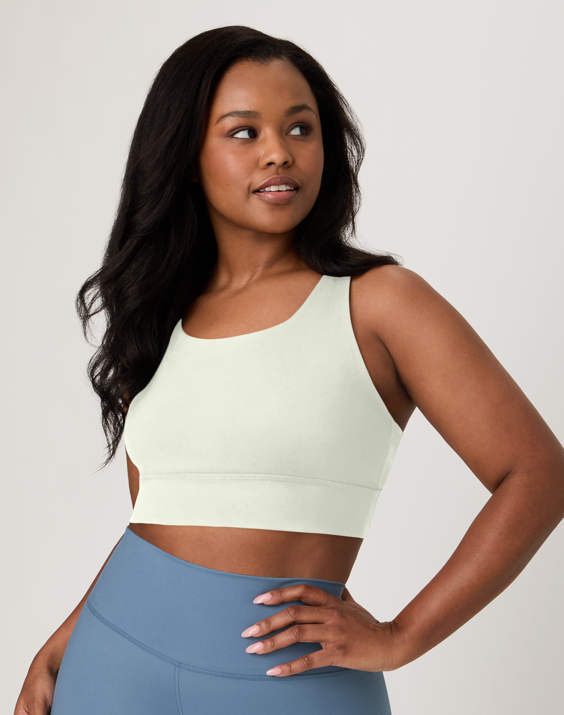 Hanes Moves Women’s Crop Sports Bra, Racerback White M