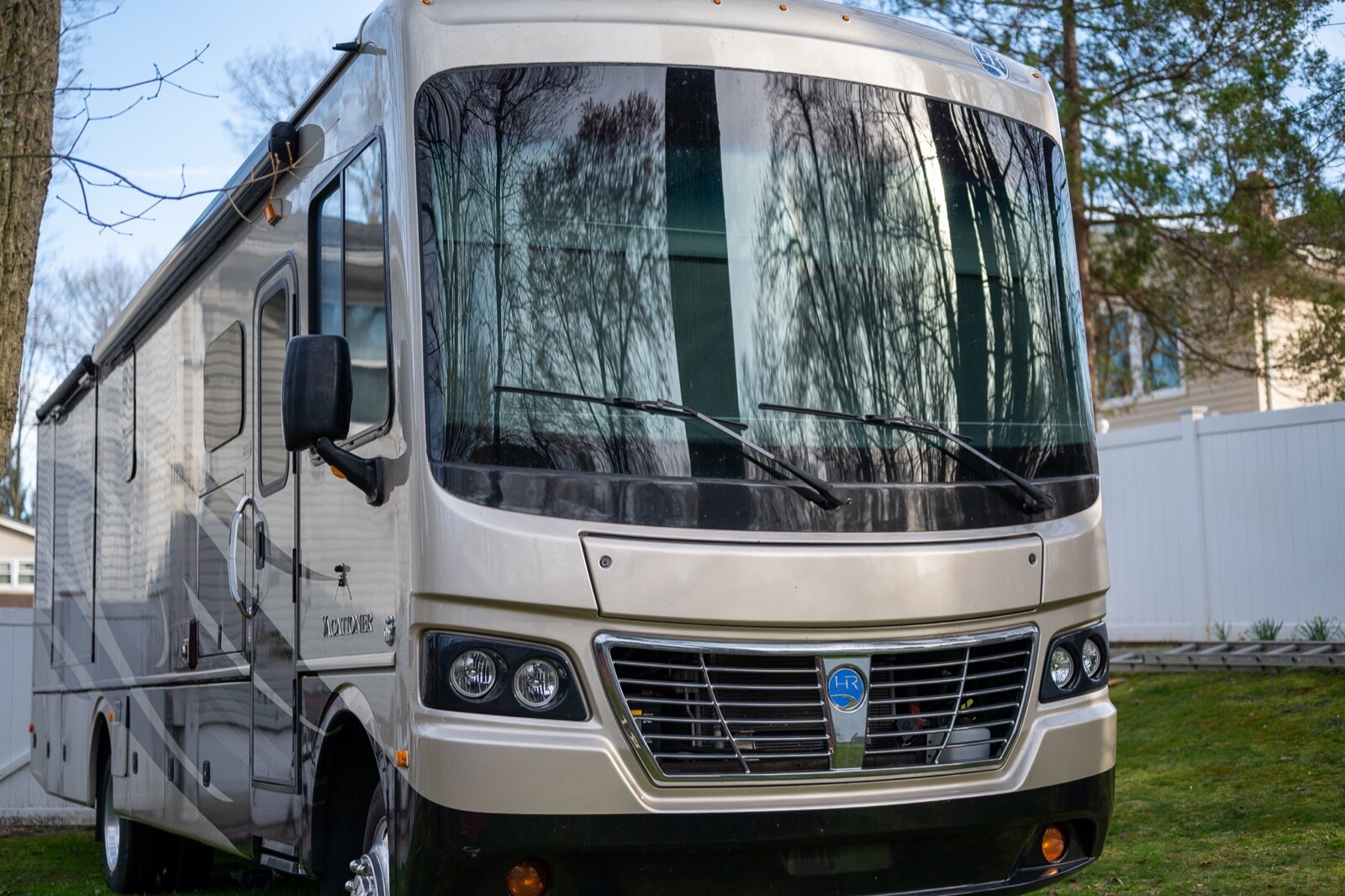 2016 HOLIDAY RAMBLER VACATIONER 35 DK GAS