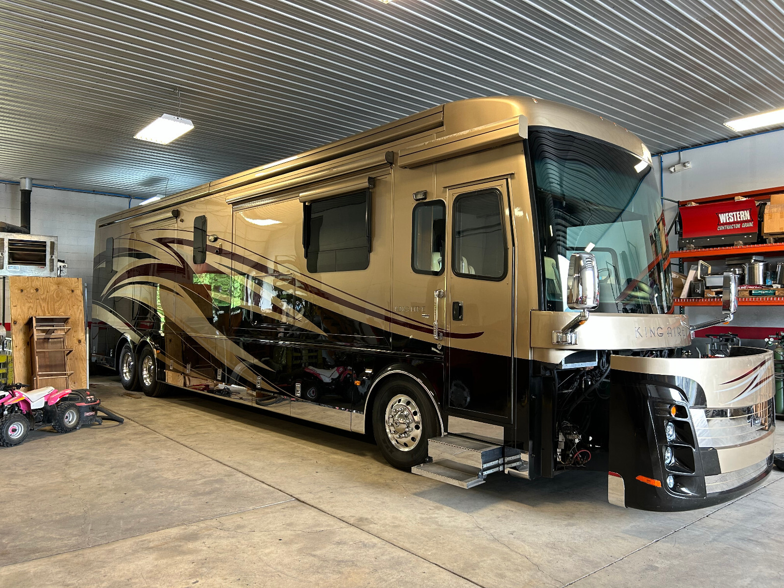 2012 newmar king  aire 4584