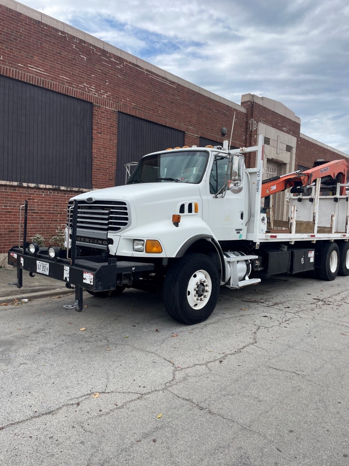 2007 Sterling Grapple Truck – LT8500