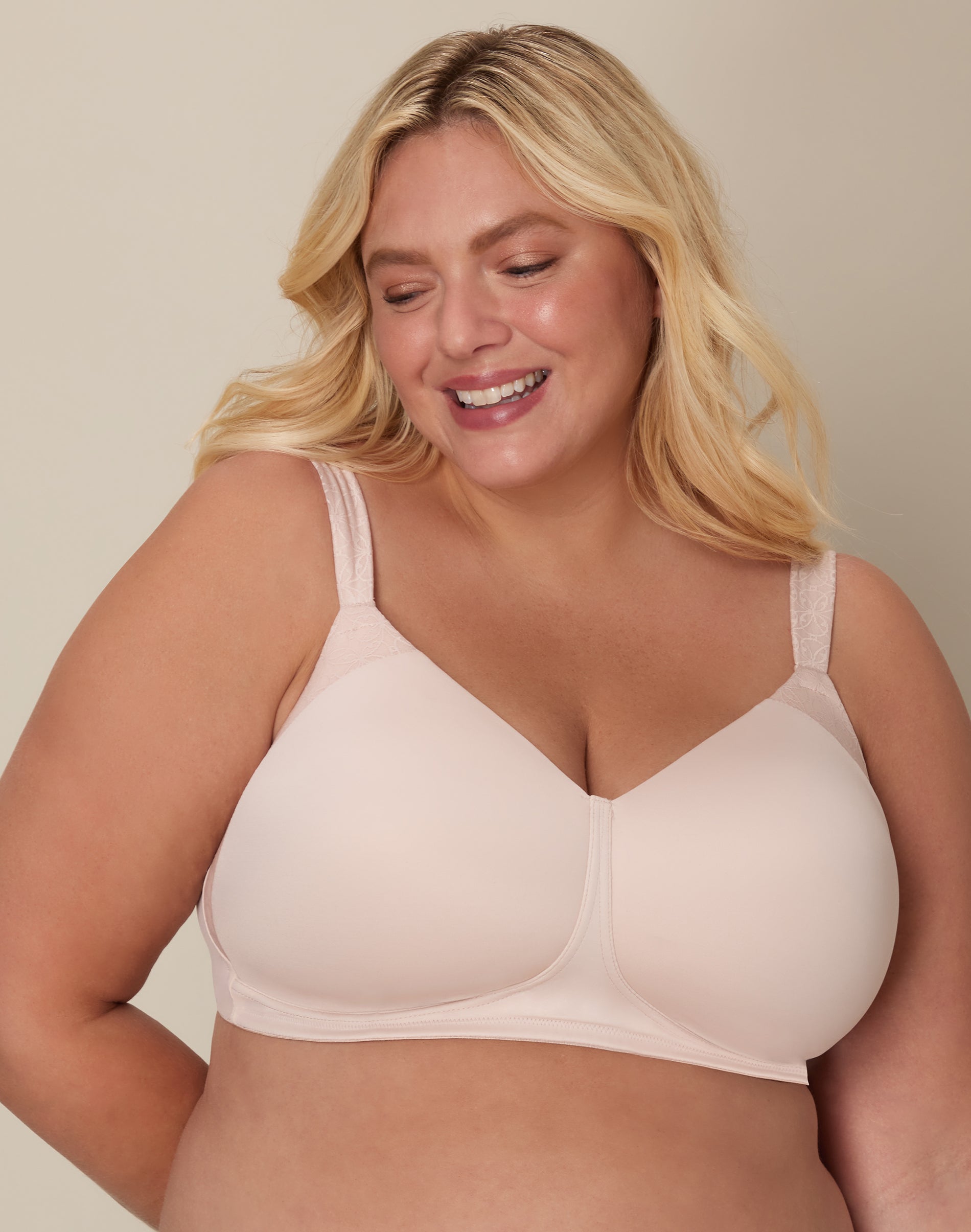 Playtex Secrets Perfectly Smooth Wireless Bra Sandshell Side Panel 38D Women’s