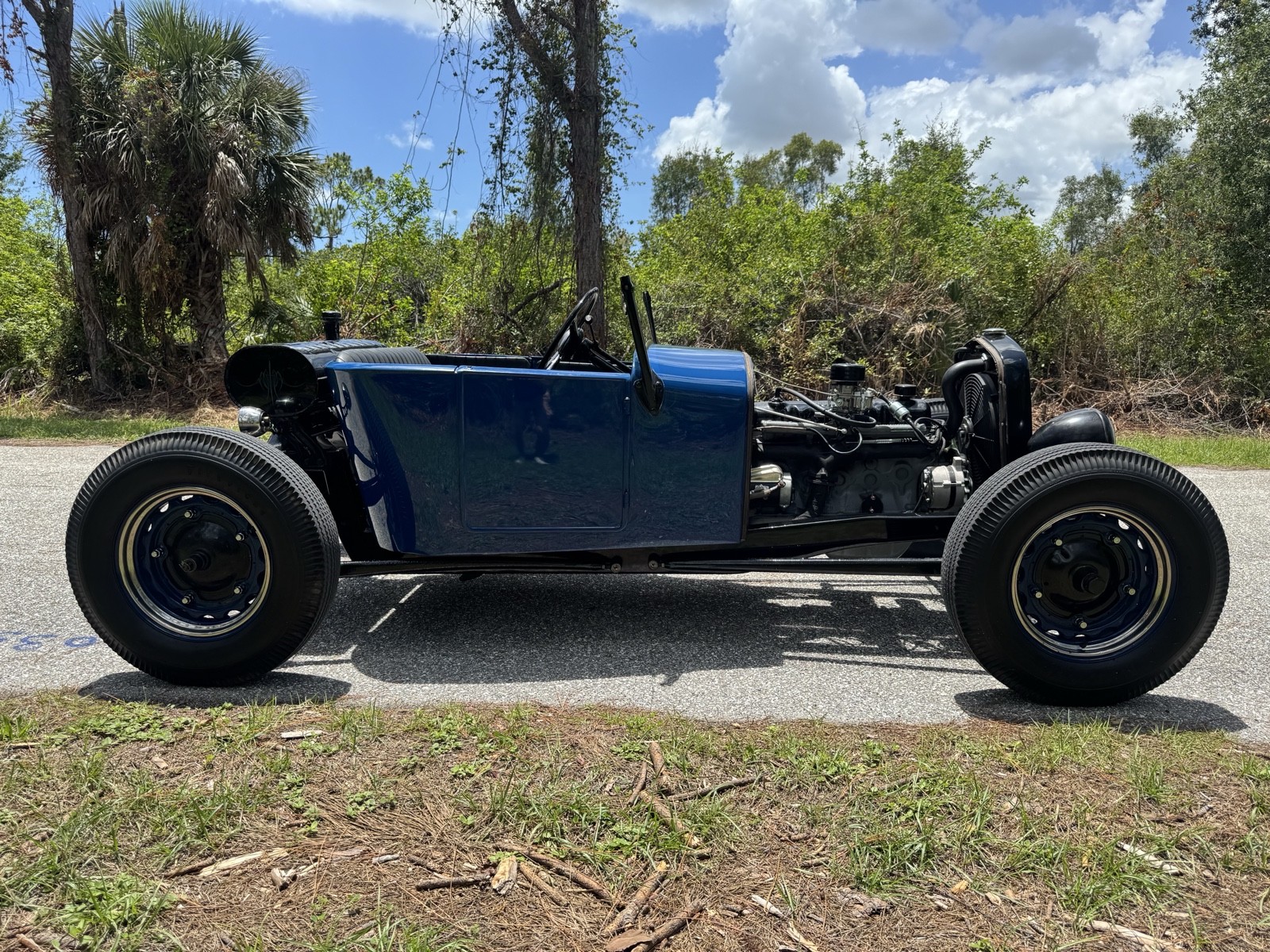 1927 Ford Model T roadster