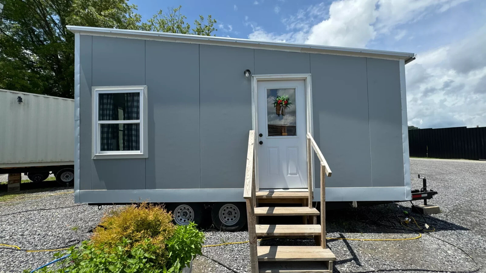 Tiny House on Wheels for sale REDUCED!!  8′ x 20′ – RV certified – ,000 NEW