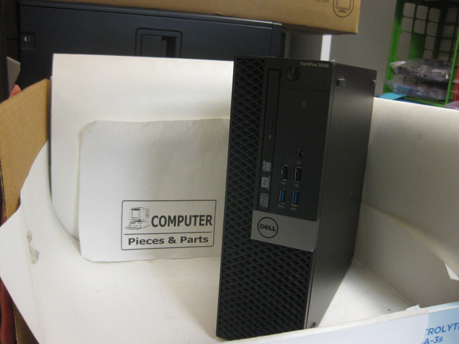Dell OptiPlex 3040 SFF Pentium G4400 @ 3.30Ghz,  DVDRW,  4GB RAM, No HDD,  No OS