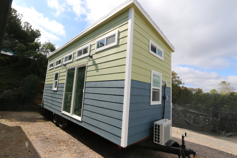 9 x 24 New Tiny Home on Wheels full kitchen bath & master bedroom bottom floor