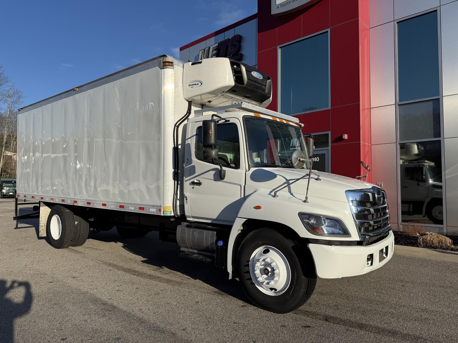 2019 HINO 268A