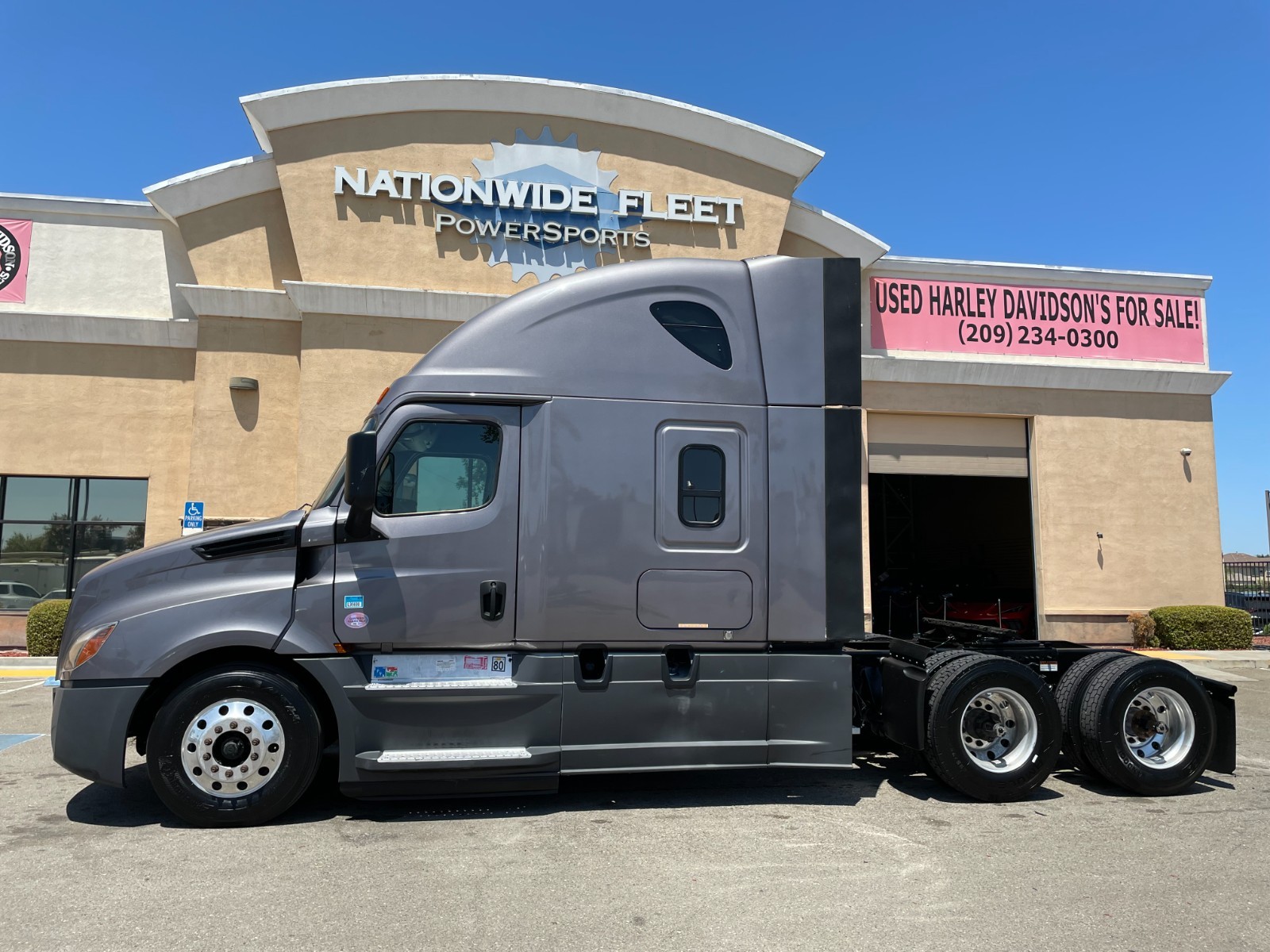 2019 Freightliner Cascadia Tractor Truck High Roof Sleeper Detroit Clean Title
