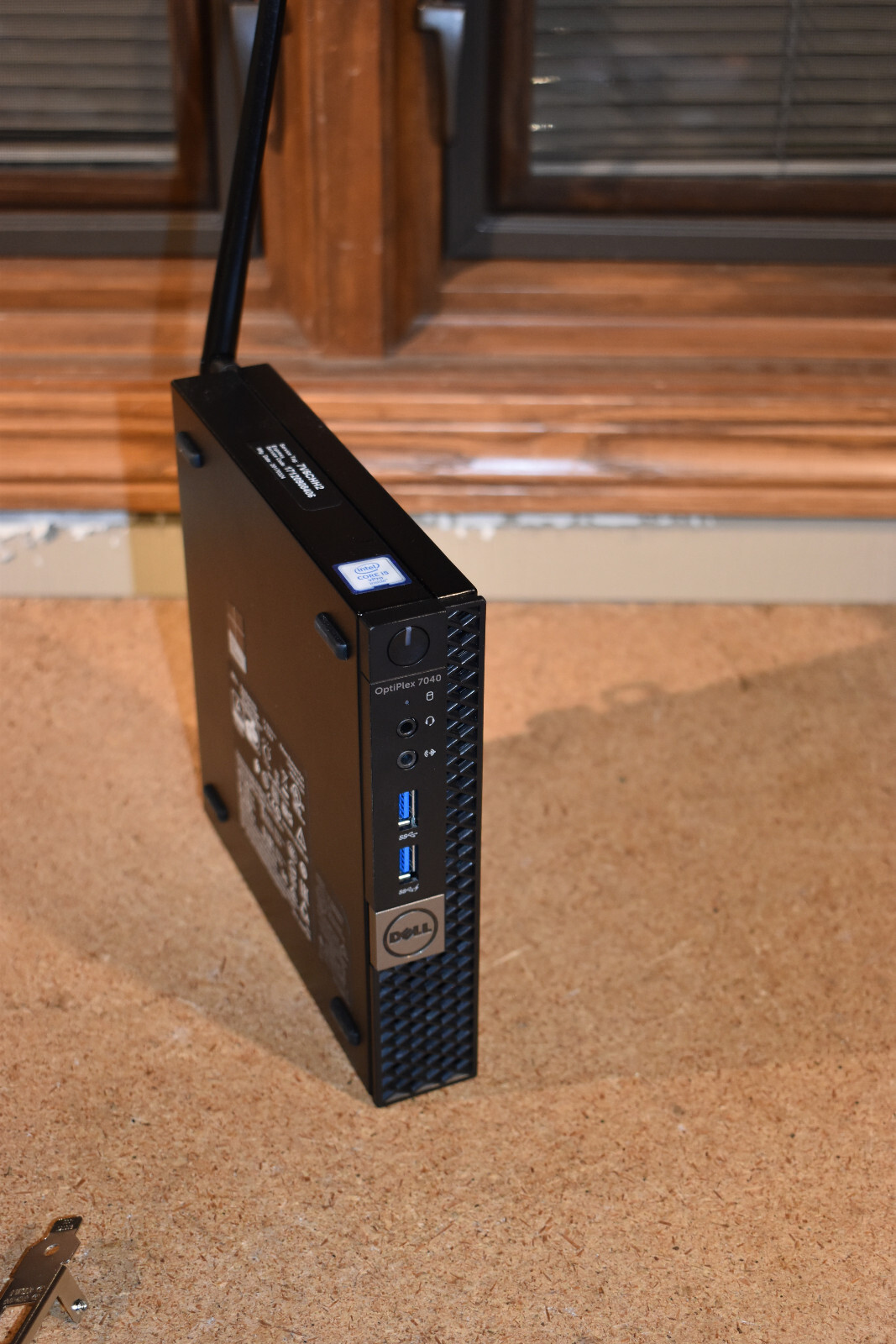 Dell Optiplex 7040 Micro Quad i5-6500T 2.5GHz 1TB HDD Windows 7 Pro 32-bit WiFi
