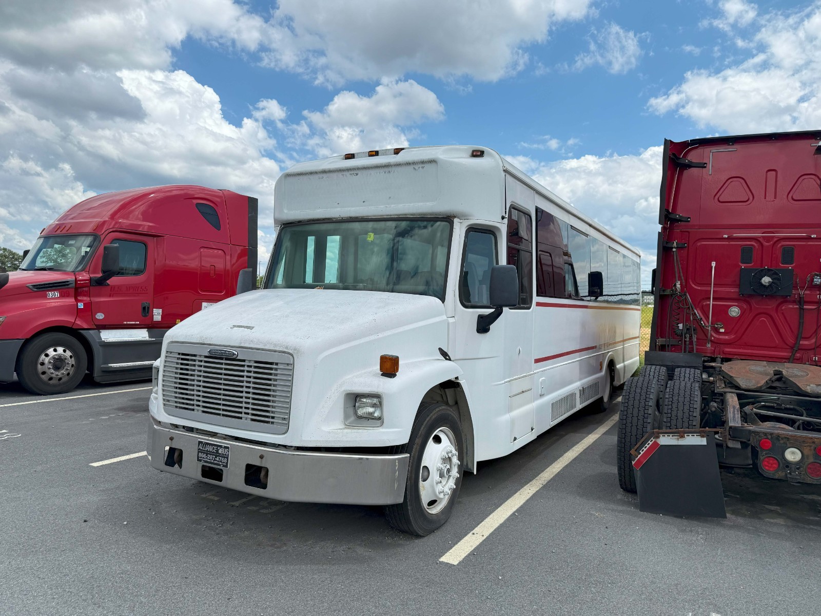 2006 Freightliner Custom Chassis