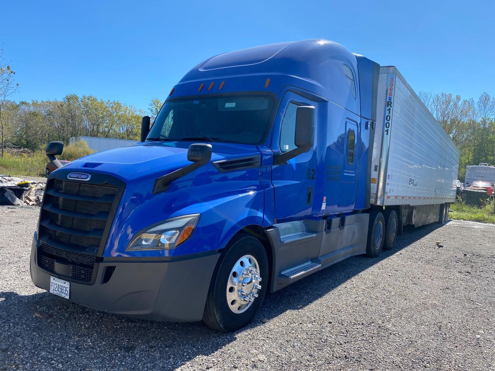 2020 Freightliner Cascadia PT126 Engine Model: DD15 WITH 482,466 MILES Sleeper