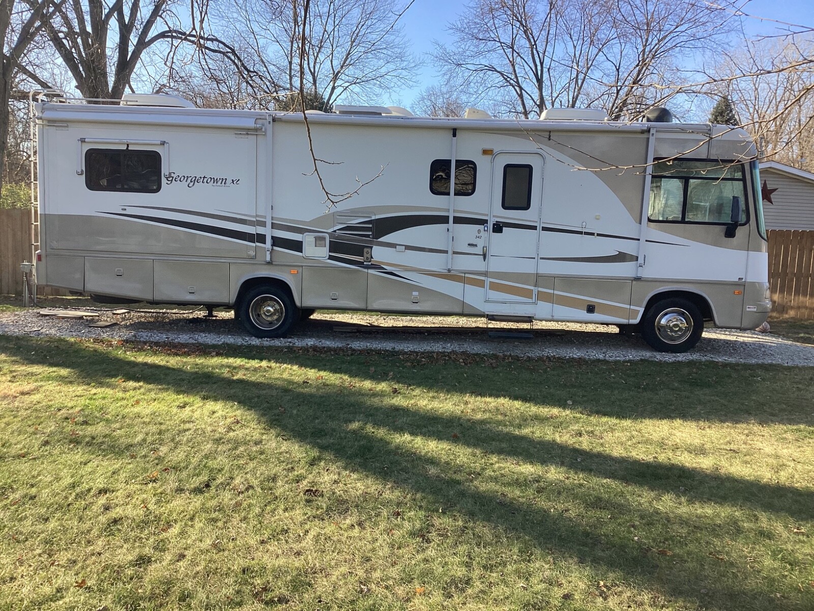 2005 Georgetown XL 342 Motorhome