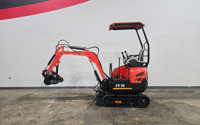 2024 INDUSTRIAL FF-15 1.25 TON TRACK GASOLINE BUCKET MINI EXCAVATOR STK 14874