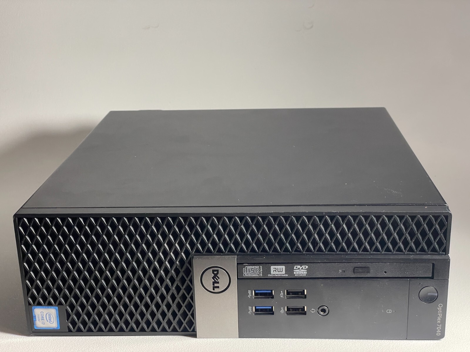 Dell Optiplex 7040 Core i7-6700 3.4GHz 8GB 256GB W10P SFF