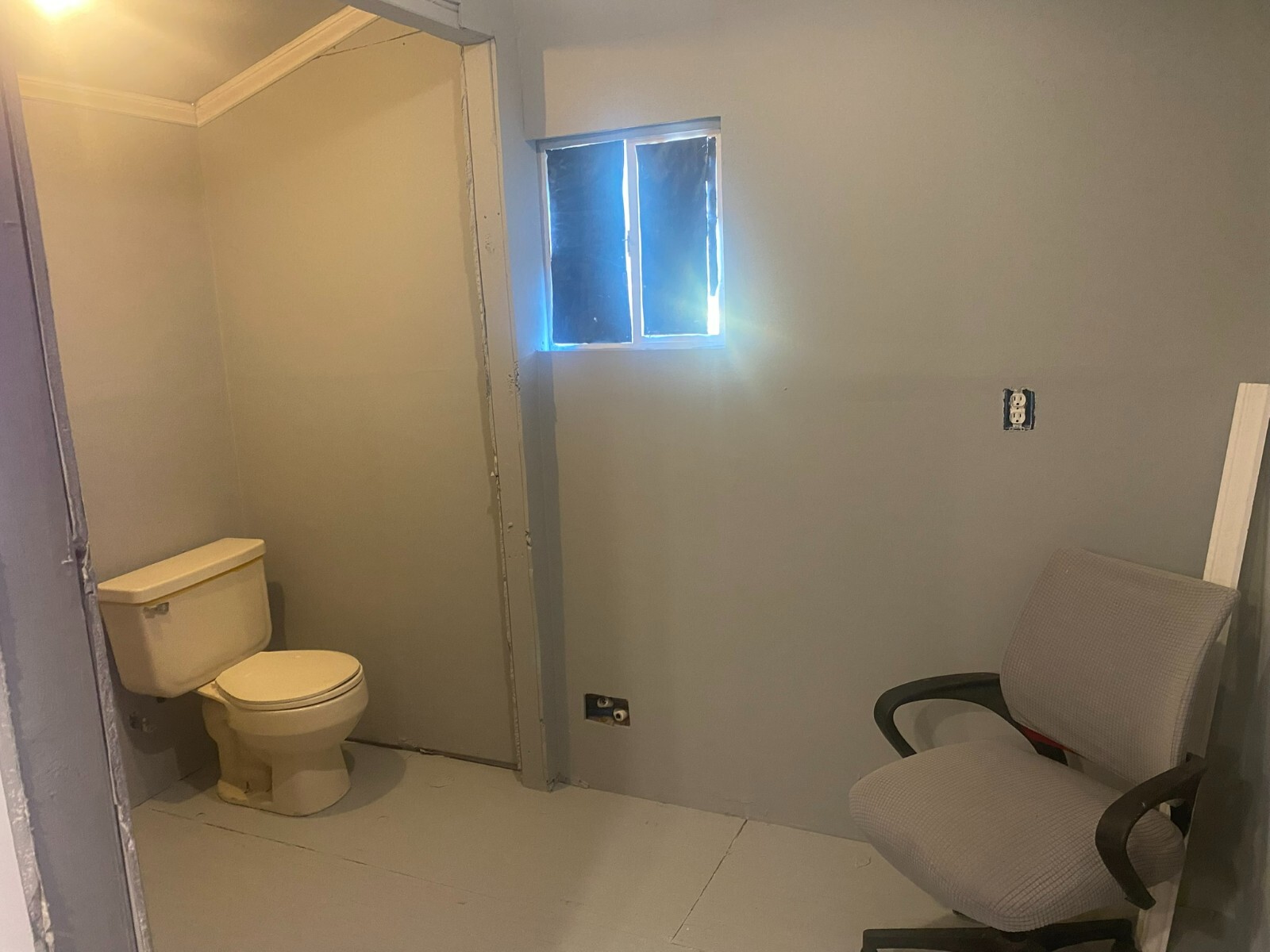 24×8 2024 New Build Tiny Home on Wheels