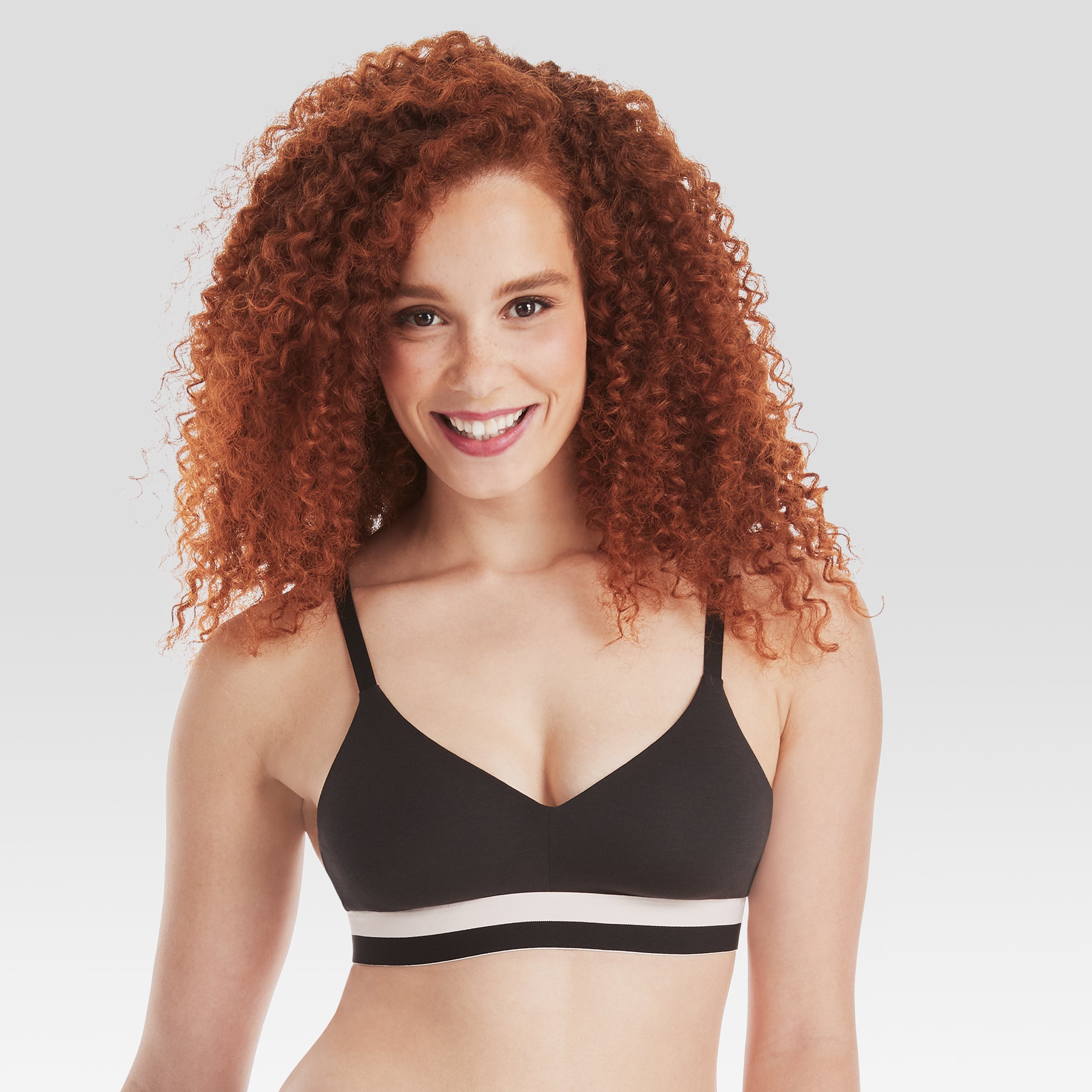 Hanes Women’s Natural Lift Wireless Bra Black 3XL