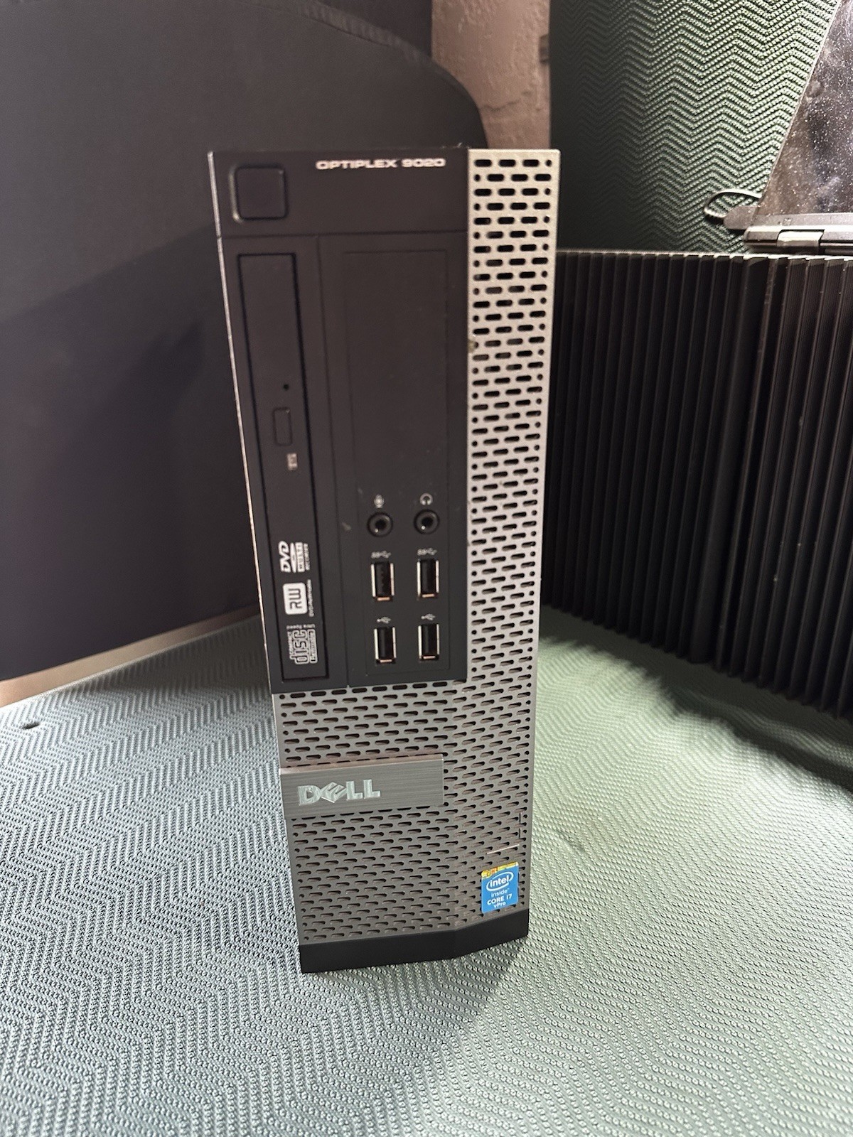 Dell OptiPlex 9020 SFF Core I7 4790 8 GB RAM ,No Os ,No Hdd .