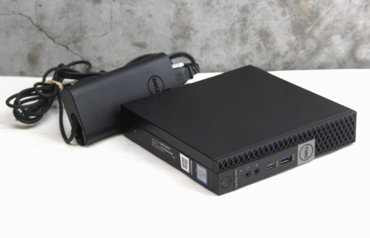 Dell Optiplex 7070 Micro | i5-9500, 16GB Ram, 256GB NVMe, Win11 P -No Wifi/Caddy