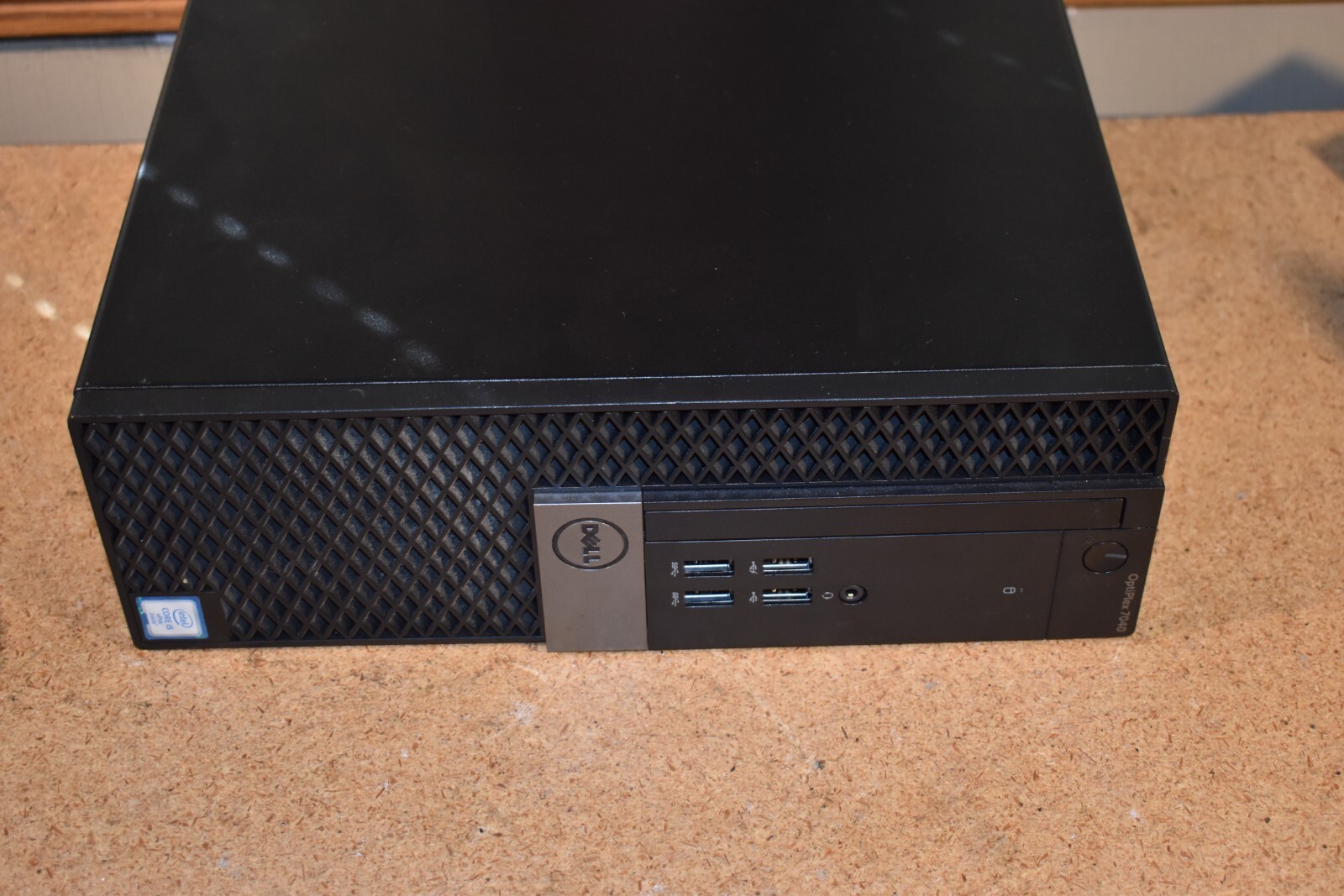 Dell OptiPlex 7040 Intel Quad Core i5-6500 3.2GHz 256GB SSD Windows 7 Pro 64-bit