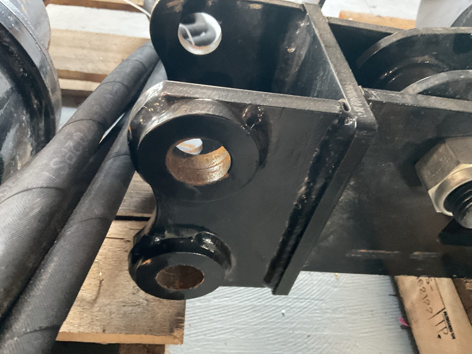 Mini Excavator Auger w/ 16″ Bit