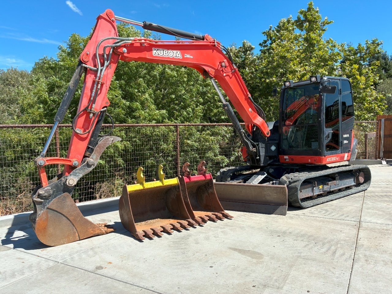 2018 Kubota KX080-4 Excavator w/Angle blade Thumb and 3 buckets