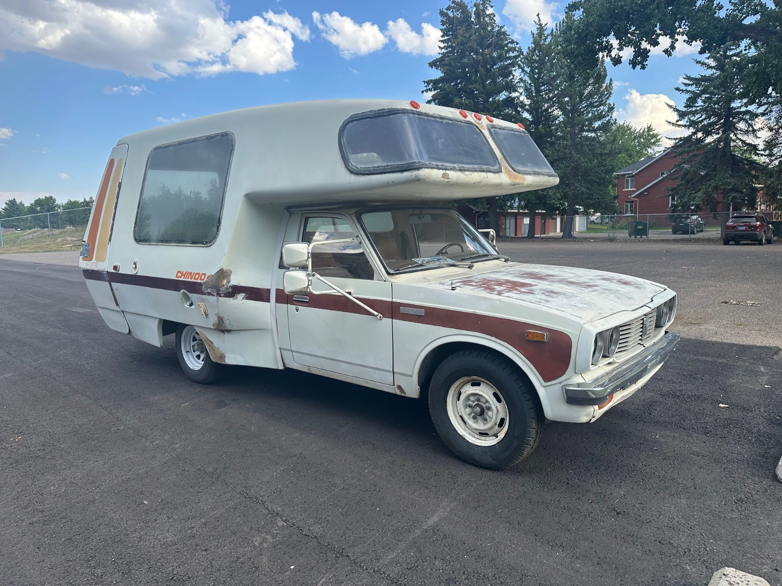 REDUCED PR 1978 (Toyota) Chinook Newport Camper – Project Vehicle – 85,760 Miles
