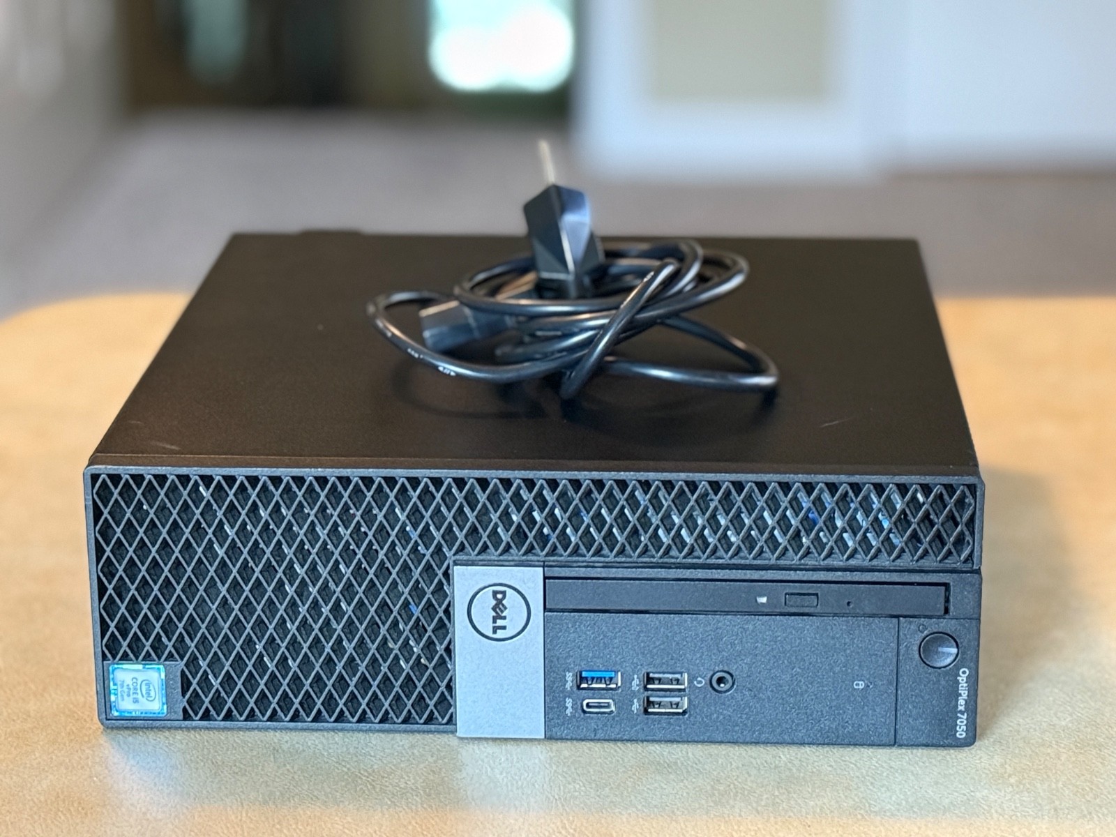 Dell OptiPlex 7050 SFF Core i5-7500 CPU 3.4 GHz 8GB RAM 240SSD + 1TB Win 10Pro