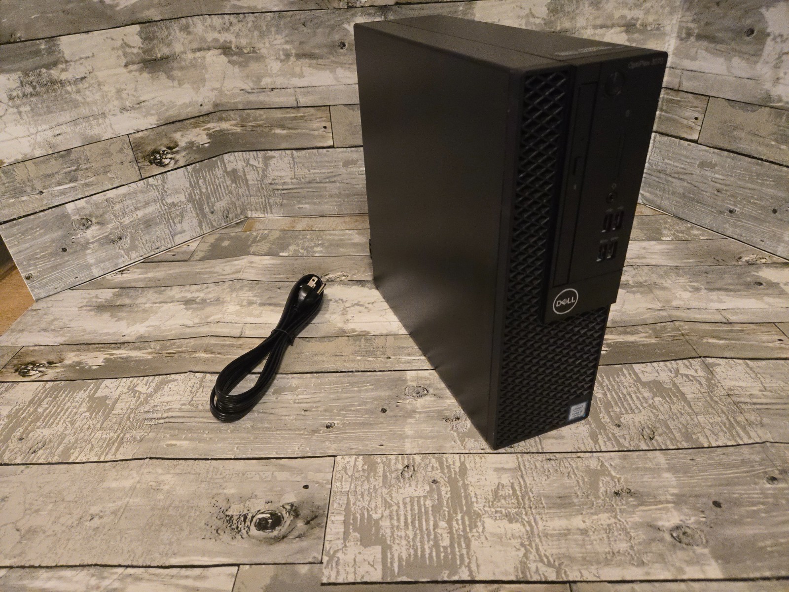 Dell Optiplex 3070 SFF i5-9500 3.0GHz 16GB 500GB NVEM SSD Windows 11 Pro DVDRW
