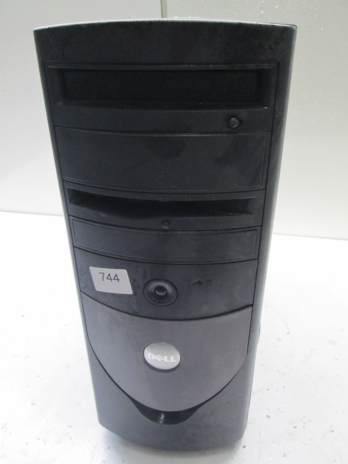 Dell Optiplex GX150 Intel Pentium III 1.00GHz 512MB NO HDD – Leaky Capacitors