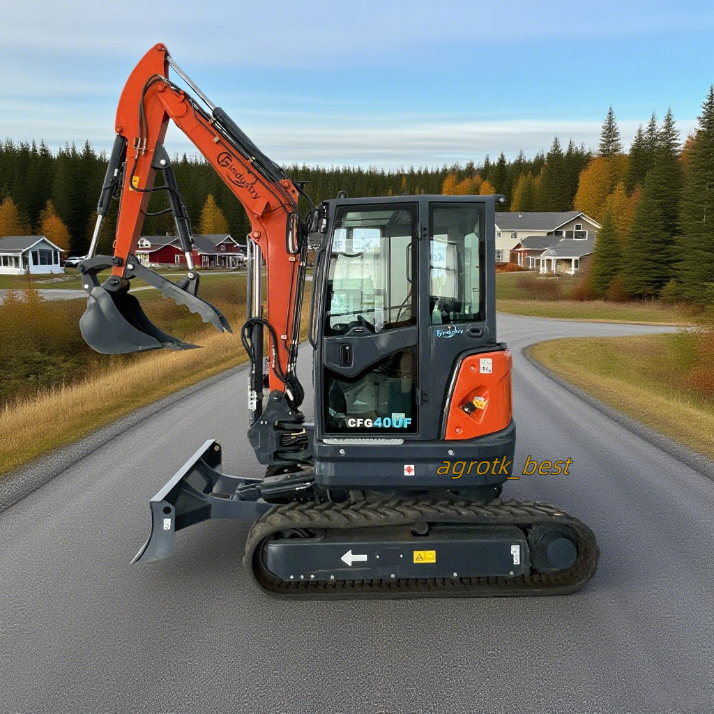 CFG40UF 4Ton Mini Excavator 25HP Kubota Diesel Engine w/ Hydraulic Thumb NEW