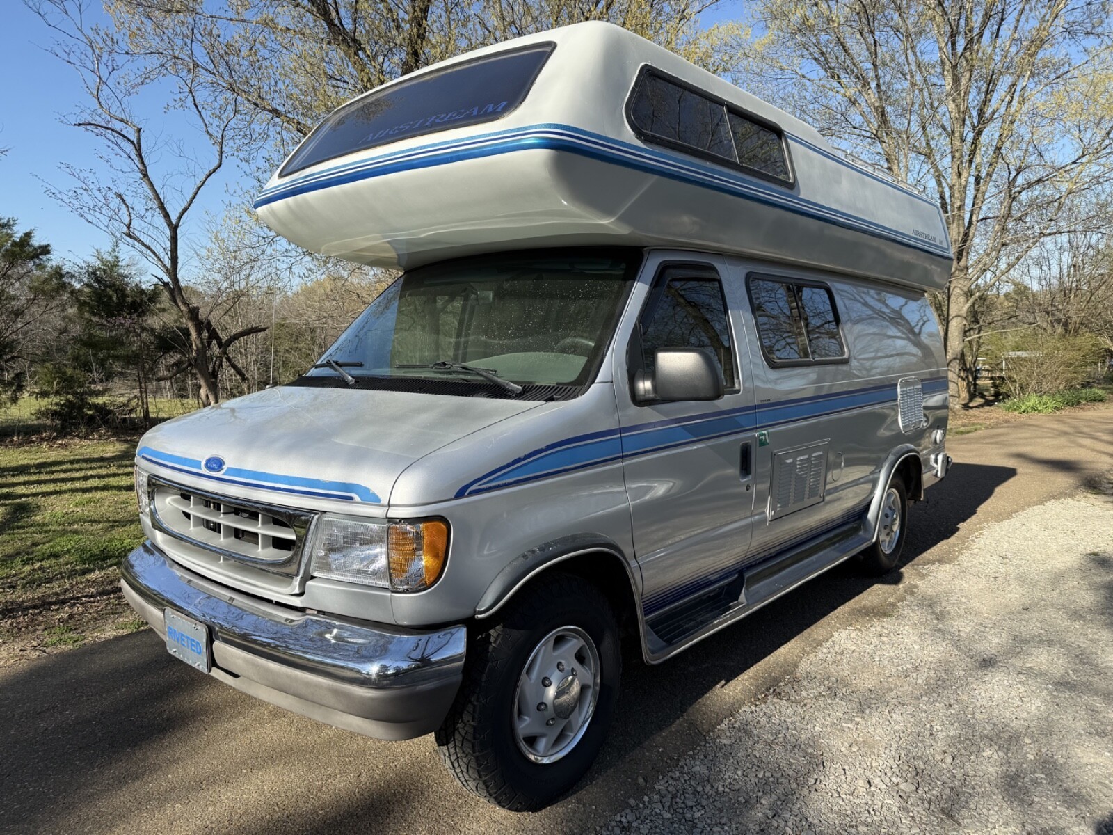 1996 Airstream B190 Garaged w/ 44k Original Miles Restored!  Excellent Condition