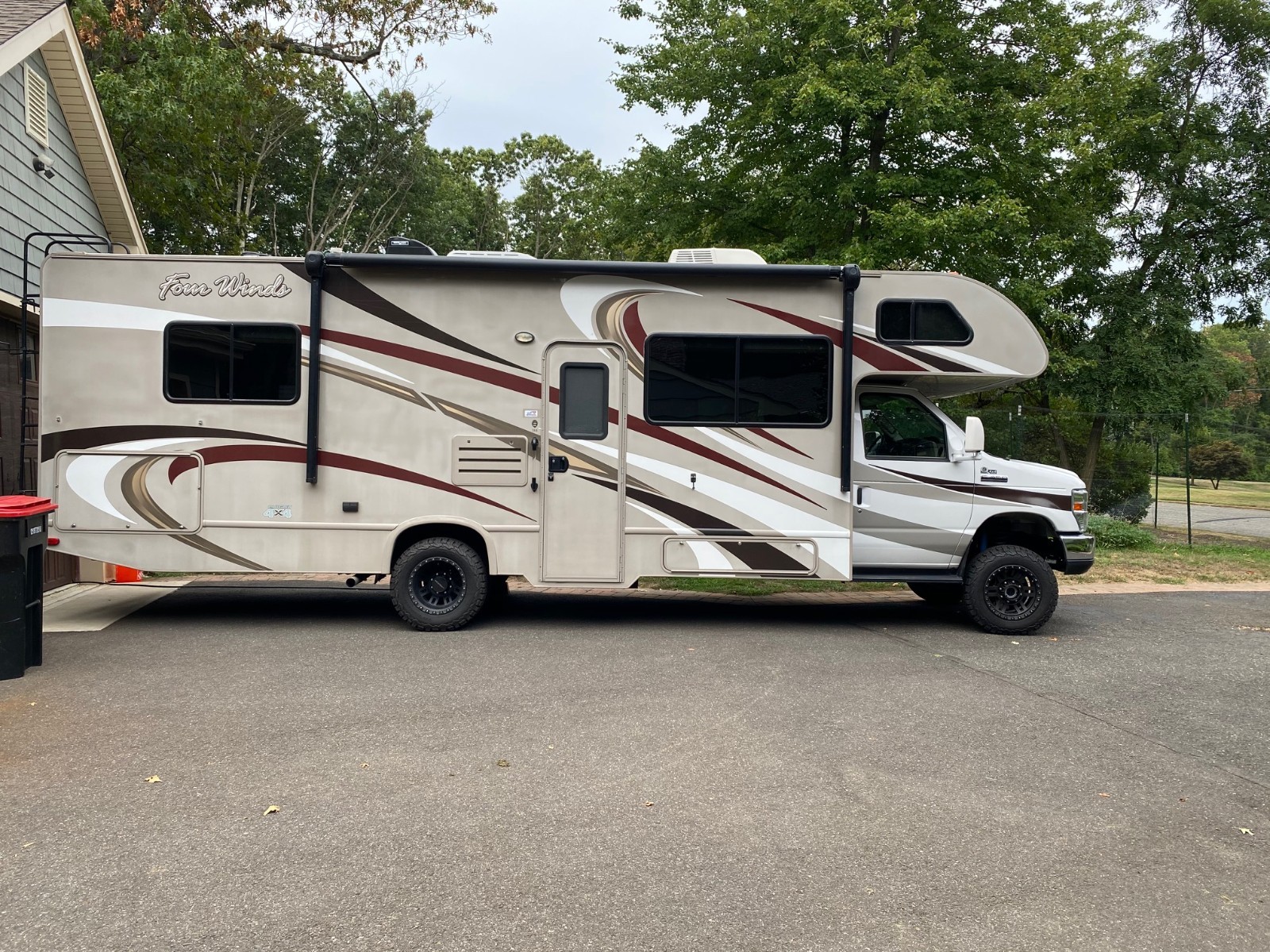 2016 Thor four Winds QUIGLEY 4X4 4WD 28A Motorhome RV