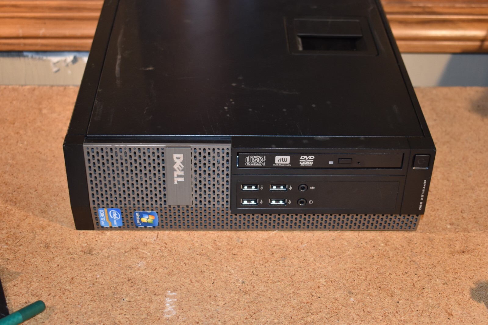 Dell Optiplex SFF Quad Core i7-2600 3.4GHz 4GB RAM 1TB HDD Windows XP Pro 32-bit