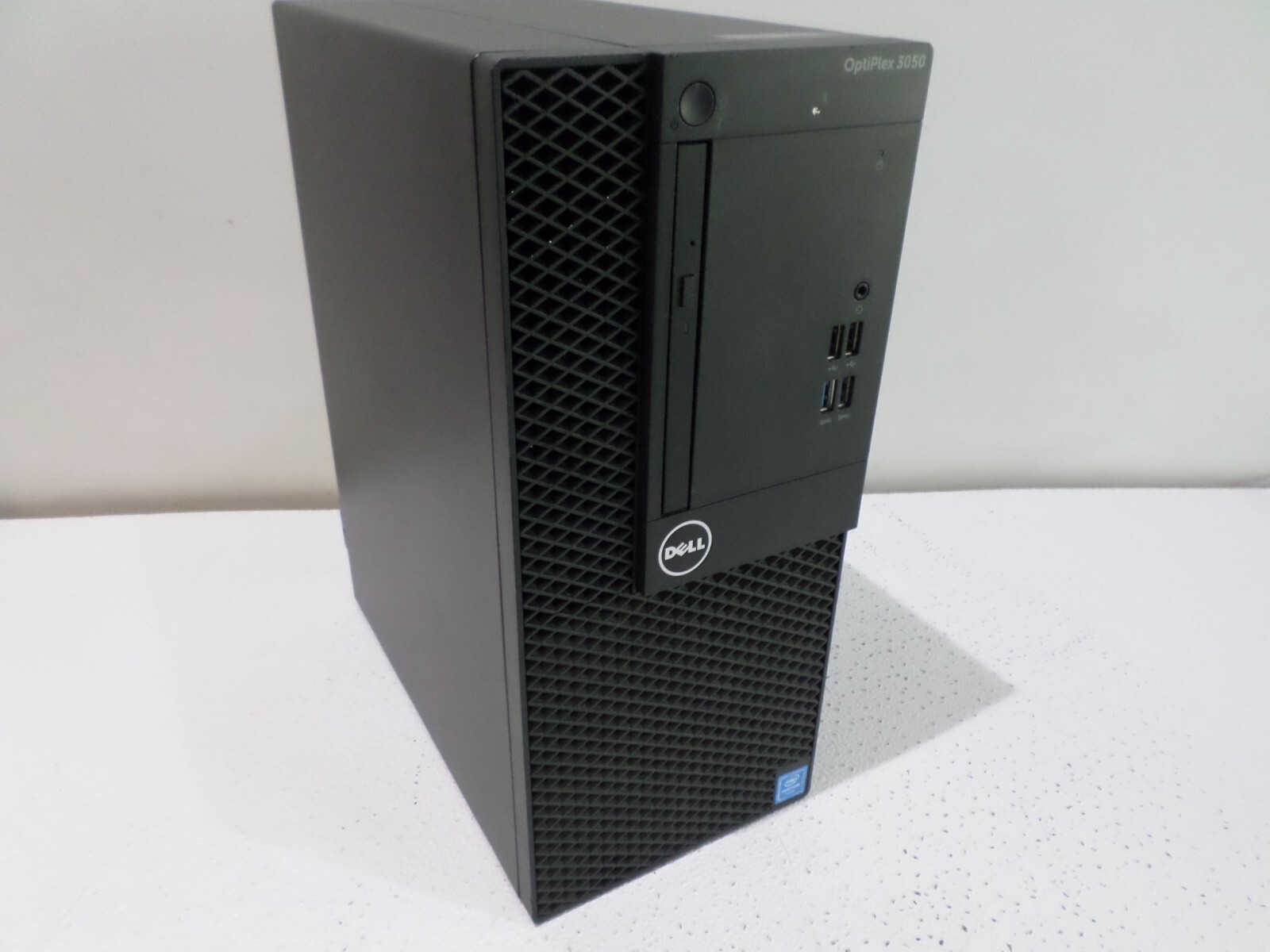 Dell Optiplex 3050 MT PC – Win11 Pro, AMD Radeon R5 430, 8GB RAM, Pent G4400