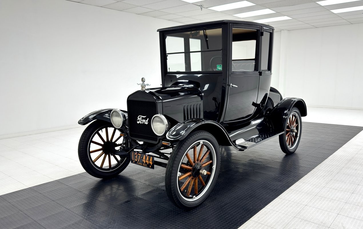 1923 Ford Model T Coupe